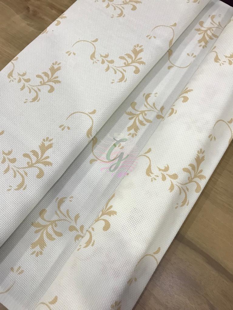DMC Desenli 14 Ct Etamin Kumaşı 1 No(Beyaz Üstü Çiçek Deseni)