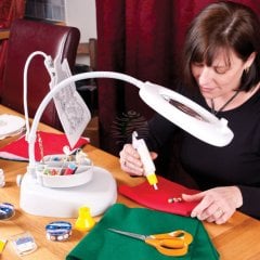 Purelite Ayaklı Işıklı Tutacaklı Büyüteç 4'ü Bir Arada ( 4 in 1 ) CFPL14