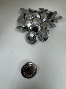 1.5 cm Gümüş Renk Metal Düğme 22 adet