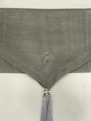 Uçları Taşlı Püsküllü  Üçgen Etamin Runner Gri