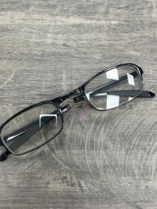 Katlanabilir Gözlük Formunda Büyüteç